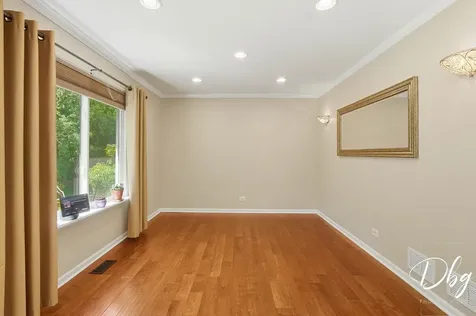 319 East Camden Lane Round Lake Beach IL 60073