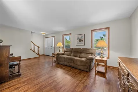 1213 Geneva Drive Geneva IL 60134