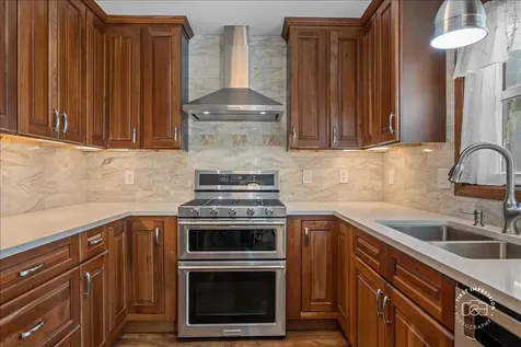 1213 Geneva Drive Geneva IL 60134