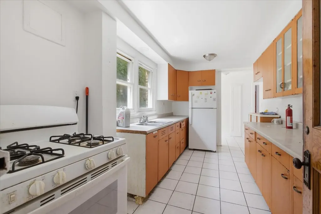 5431 South Hermitage Avenue Chicago IL 60609
