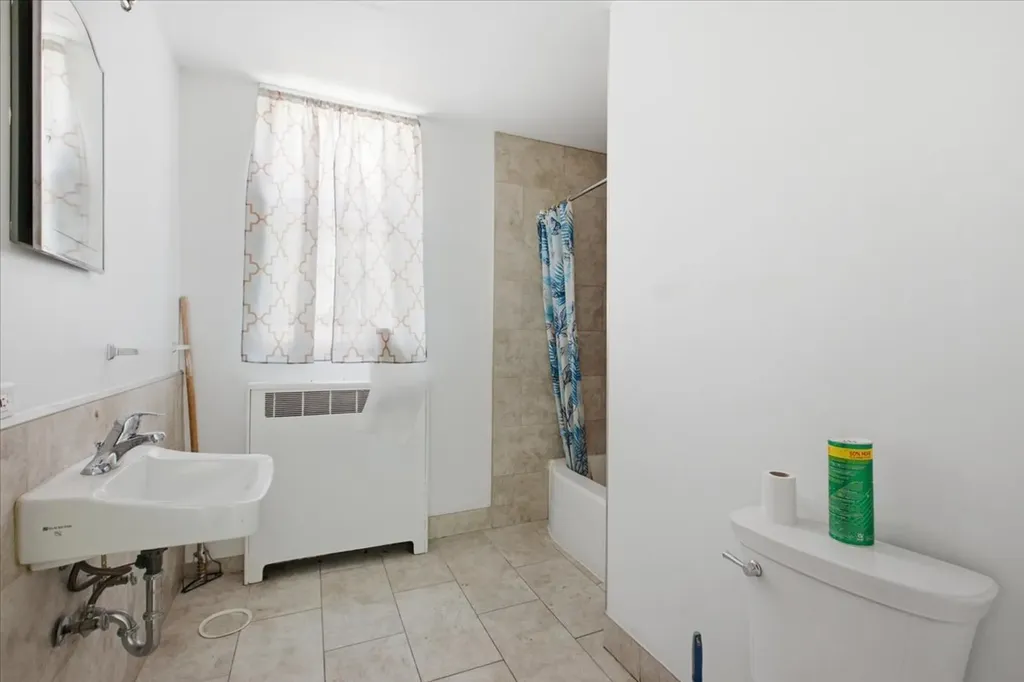 5431 South Hermitage Avenue Chicago IL 60609