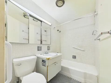4800 South Chicago Beach Drive Chicago IL 60615