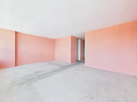 4800 South Chicago Beach Drive Chicago IL 60615