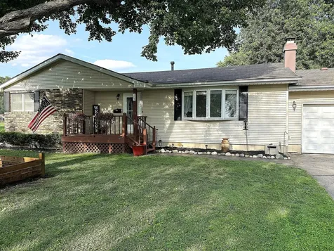 205 South Moose Street Mason City IL 62664