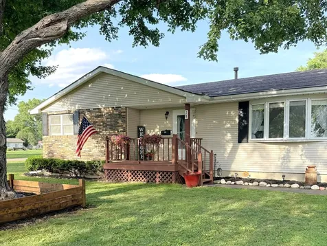 205 South Moose Street Mason City IL 62664