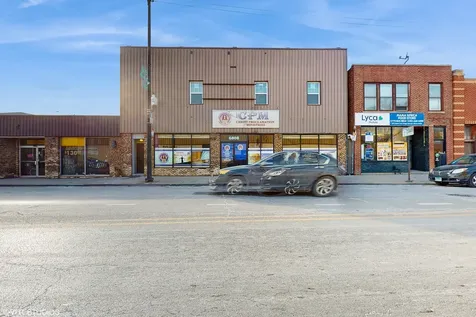 6808 North Clark Street Chicago IL 60626