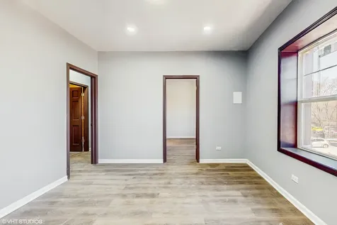 6808 North Clark Street Chicago IL 60626