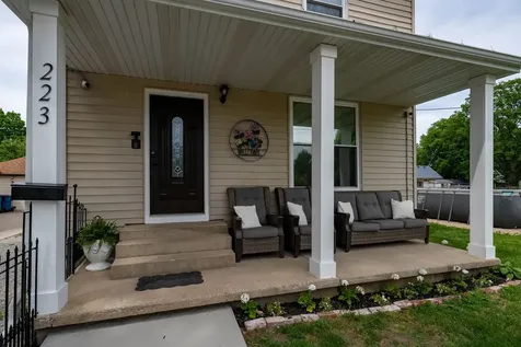 223 East Michigan Avenue Pontiac IL 61764