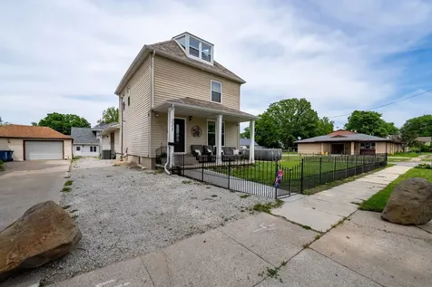223 East Michigan Avenue Pontiac IL 61764