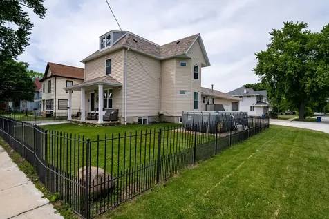 223 East Michigan Avenue Pontiac IL 61764
