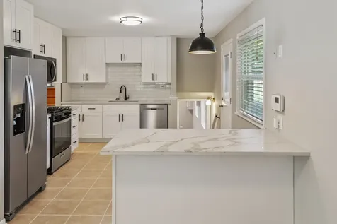 178 West Normandy Drive Chicago Heights IL 60411