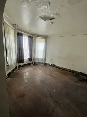 7512 South Langley Avenue Chicago IL 60619