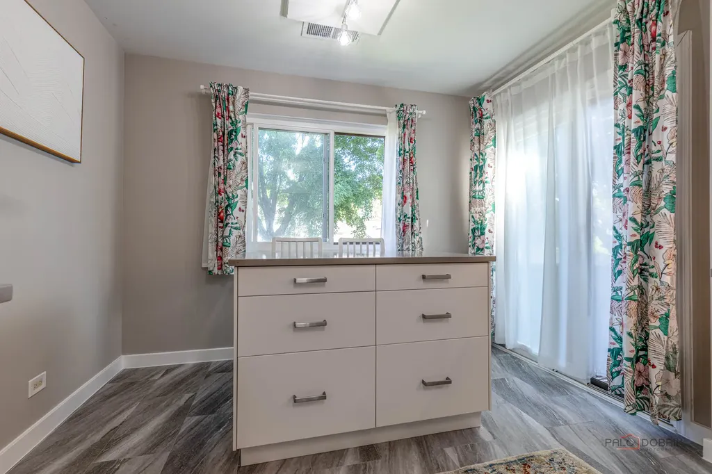 369 Southbury Court Schaumburg IL 60193