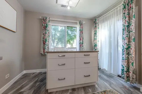 369 Southbury Court Schaumburg IL 60193