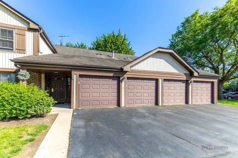 369 Southbury Court Schaumburg IL 60193