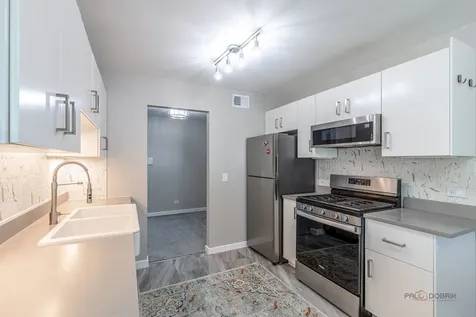 369 Southbury Court Schaumburg IL 60193