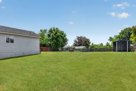 241 South Highland Drive Lakemoor IL 60051