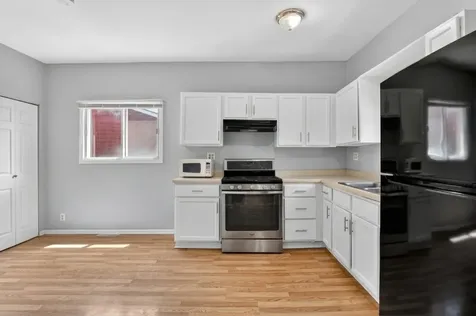 241 South Highland Drive Lakemoor IL 60051