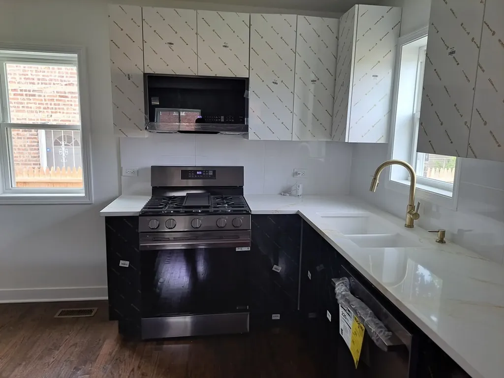 9300 South Justine Street Chicago IL 60620