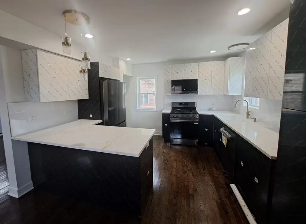 9300 South Justine Street Chicago IL 60620