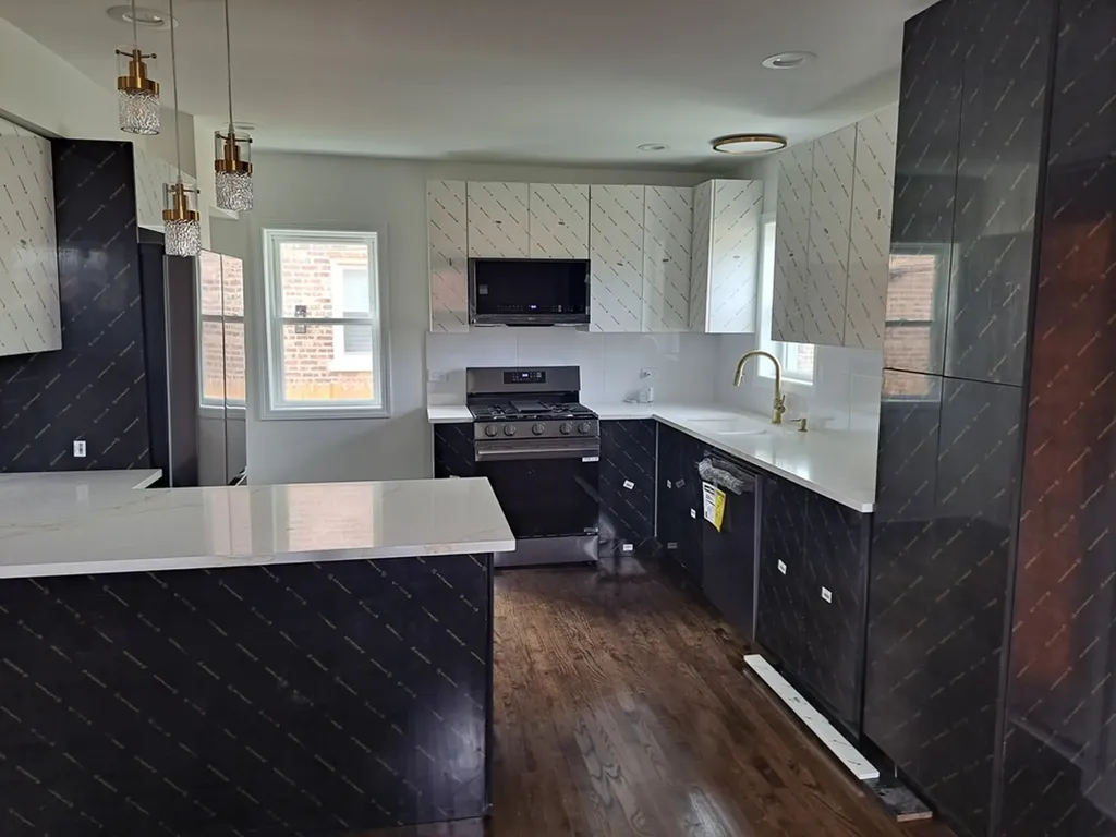 9300 South Justine Street Chicago IL 60620