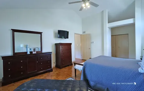 268 Pembrook Lane Mundelein IL 60060