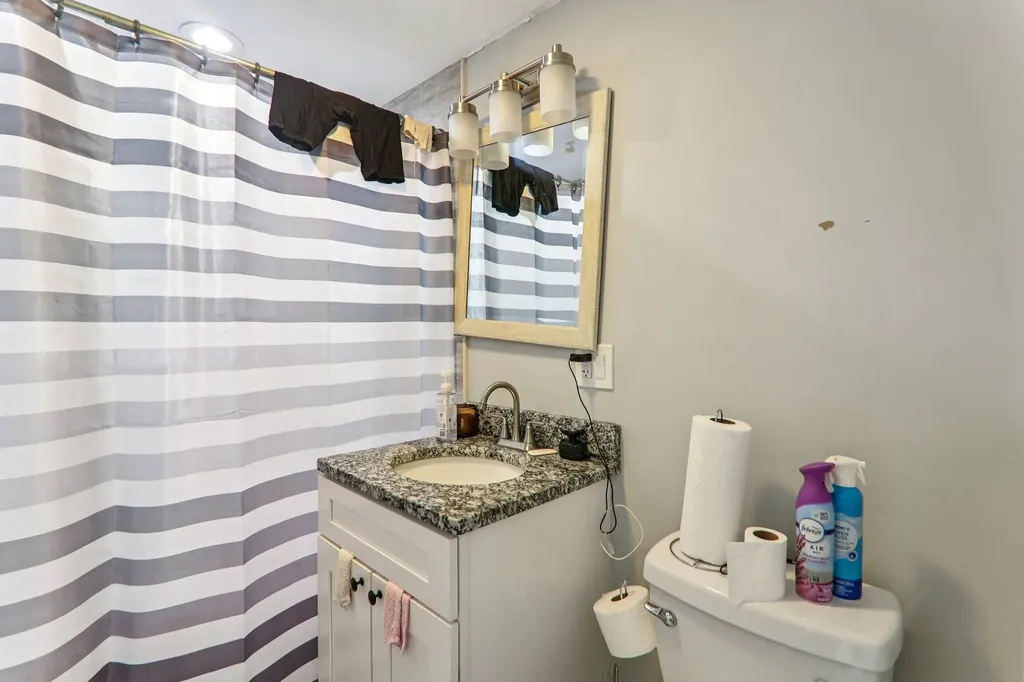 6217 South Seeley Avenue Chicago IL 60636