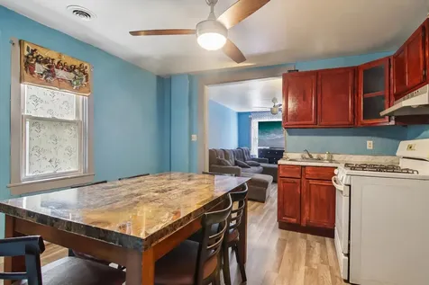 2010 West 18th Place Chicago IL 60608