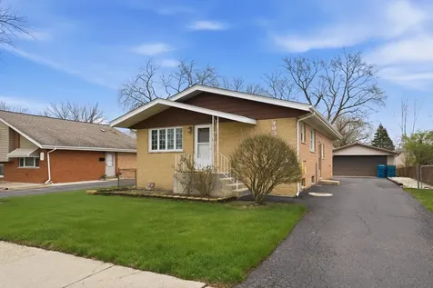 14325 Tripp Avenue Midlothian IL 60445