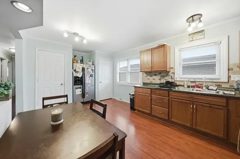14325 Tripp Avenue Midlothian IL 60445