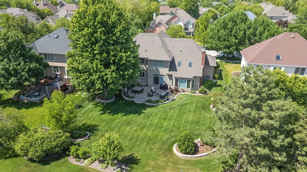 2612 Charlestowne Lane Naperville IL 60564