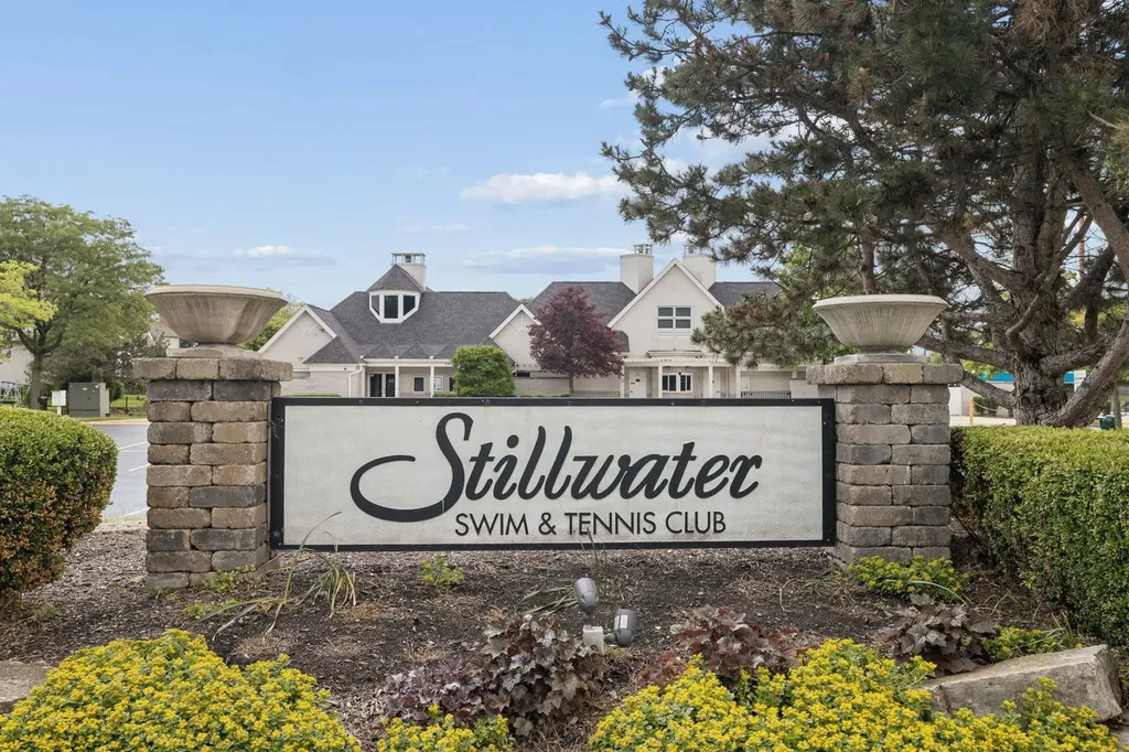 2612 Charlestowne Lane Naperville IL 60564