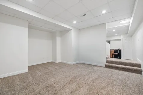 2612 Charlestowne Lane Naperville IL 60564