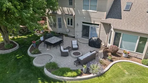 2612 Charlestowne Lane Naperville IL 60564