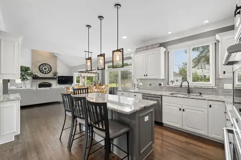 2612 Charlestowne Lane Naperville IL 60564