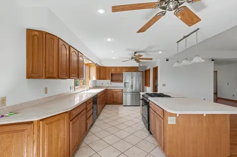 102 East County Road 2500 N Road Mahomet IL 61853