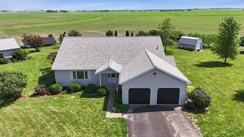102 East County Road 2500 N Road Mahomet IL 61853