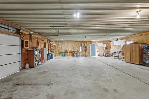 102 East County Road 2500 N Road Mahomet IL 61853