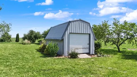 102 East County Road 2500 N Road Mahomet IL 61853