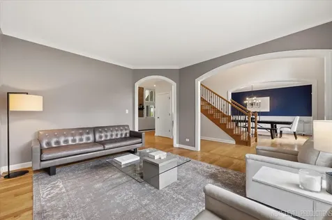 2460 Bird Lane Batavia IL 60510