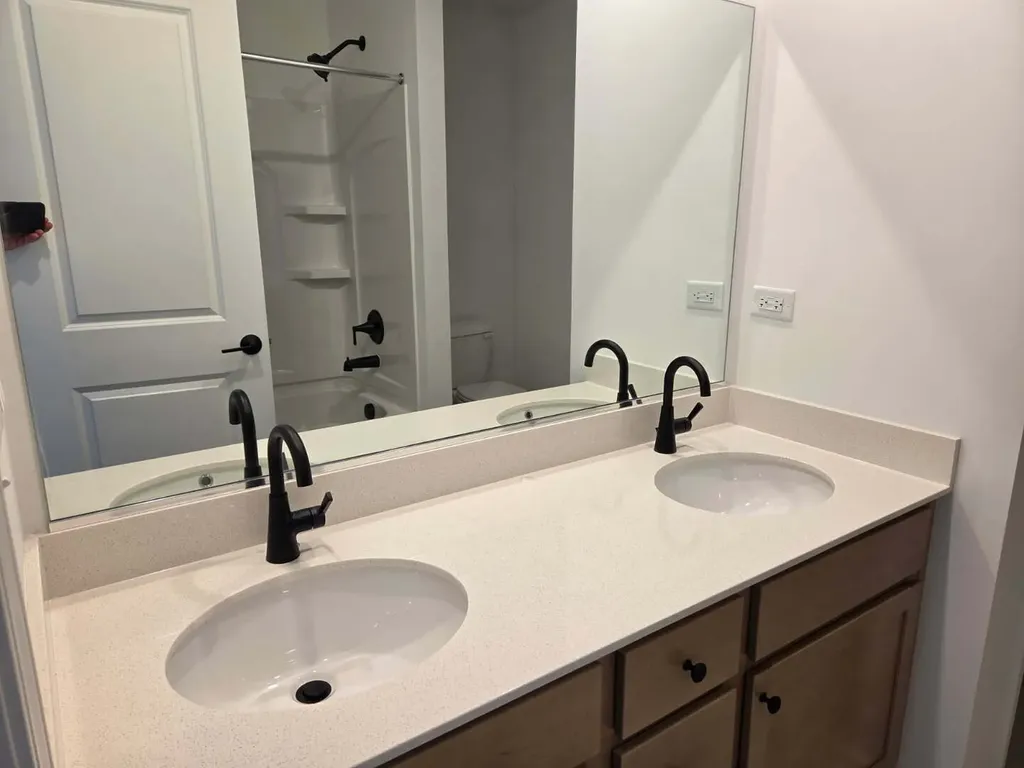17429 South Victoria Lane Lockport IL 60441