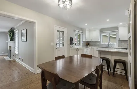 227 South Cedar Street Palatine IL 60067