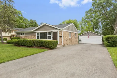 227 South Cedar Street Palatine IL 60067