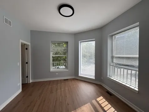 4901 North Kenmore Avenue Chicago IL 60640
