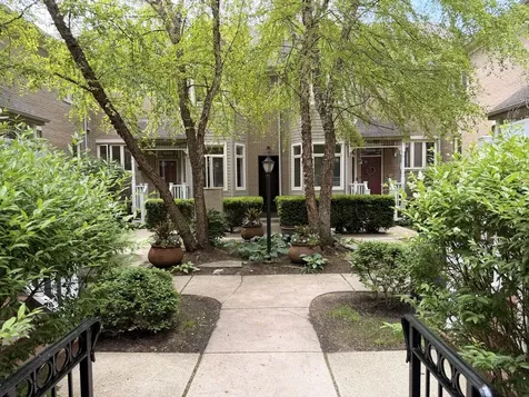 1241 West Fletcher Street Chicago IL 60657