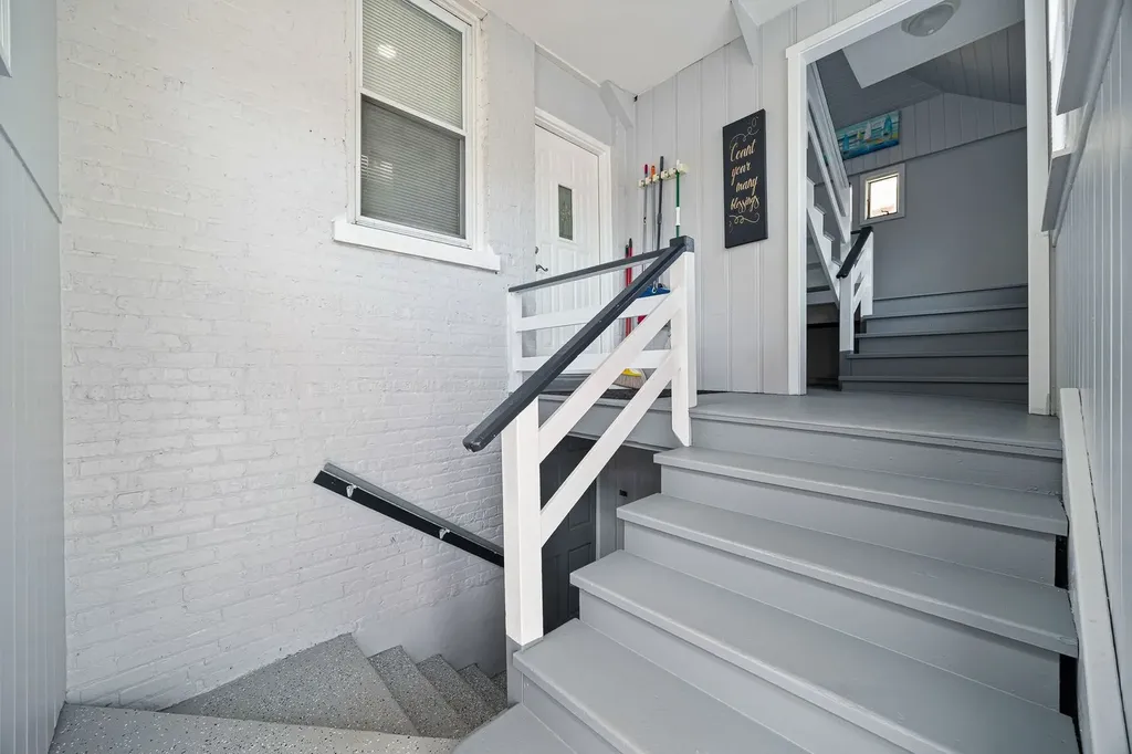 5136 West George Street Chicago IL 60641