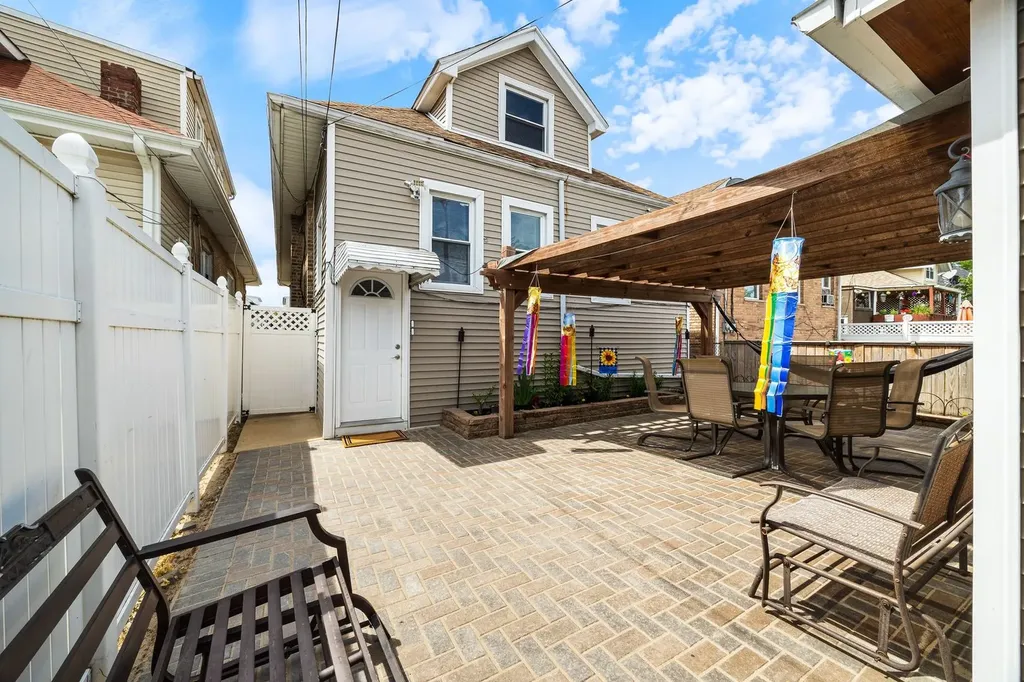 5136 West George Street Chicago IL 60641