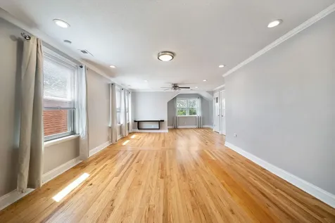 5136 West George Street Chicago IL 60641