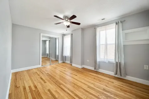 5136 West George Street Chicago IL 60641