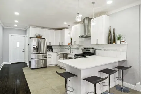 5136 West George Street Chicago IL 60641